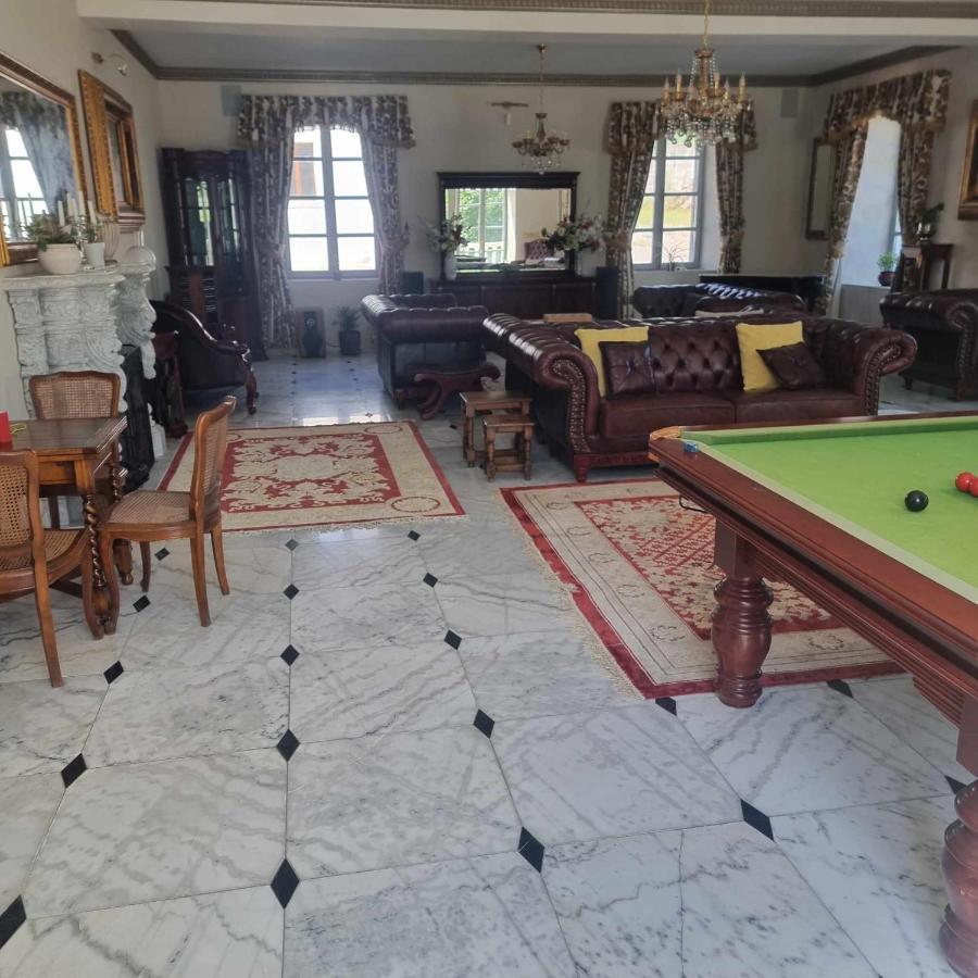 Chateau Roquehort Avec Ev Recharge Point 22Kw Monein Dış mekan fotoğraf
