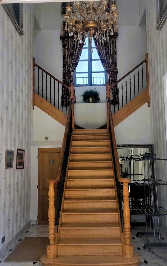 Chateau Roquehort Avec Ev Recharge Point 22Kw Monein Dış mekan fotoğraf