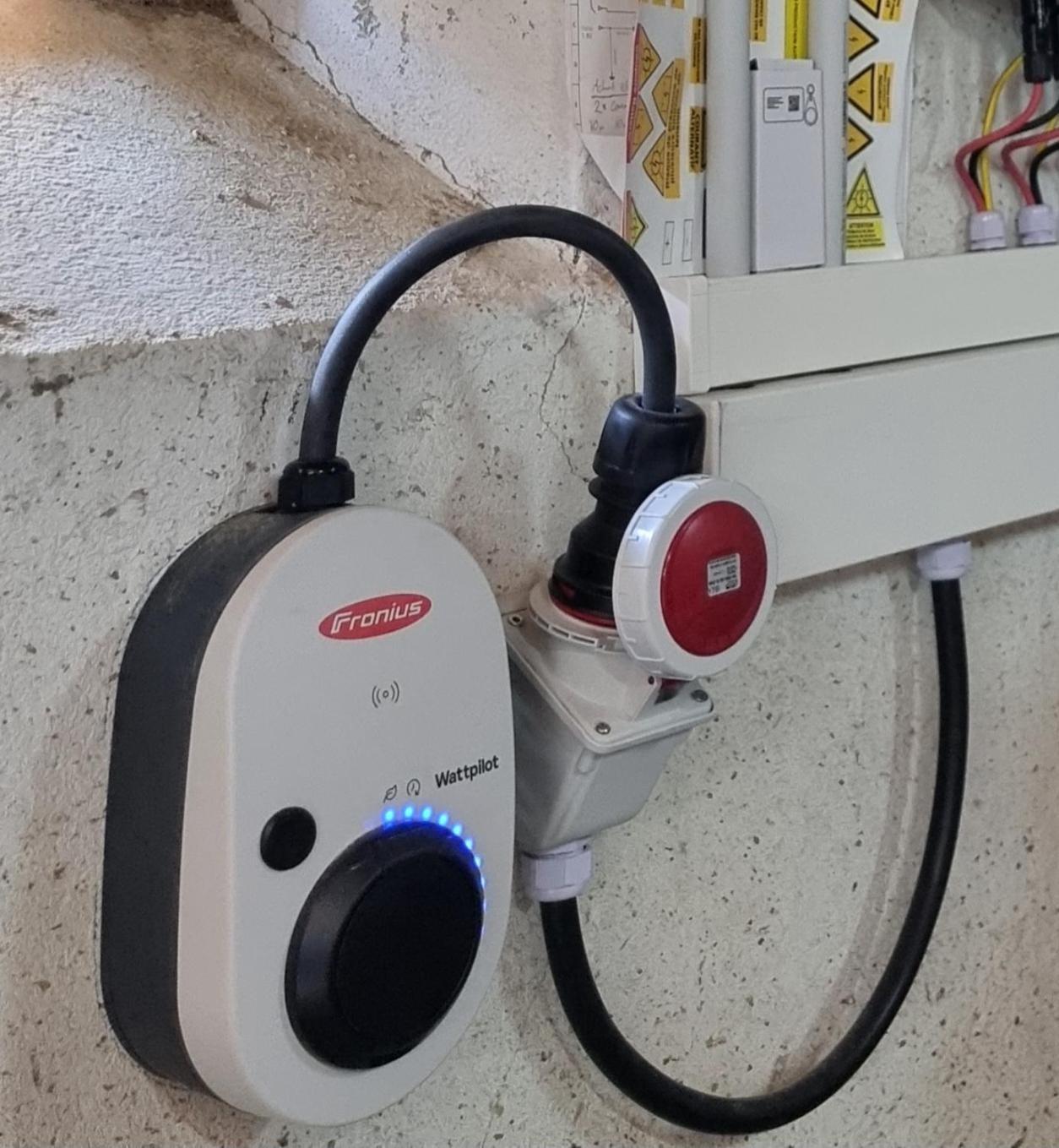 Chateau Roquehort Avec Ev Recharge Point 22Kw Monein Dış mekan fotoğraf